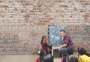 Selma und Willi in der freien Schule, Milik, Indien