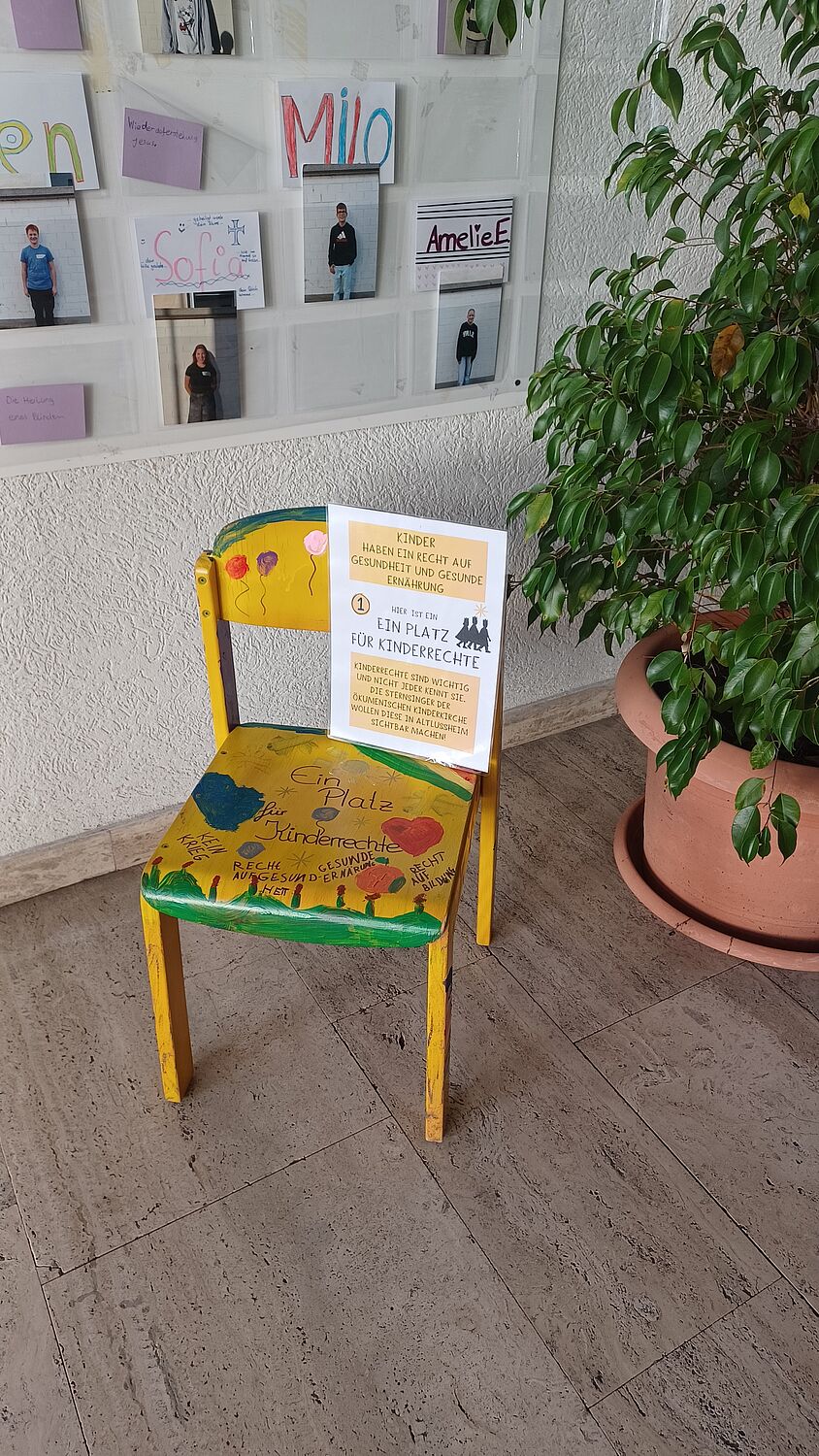8 Plätze für Kinderrechte wurden in ganz Altlußheim verteilt. 39 Sternsinger haben sich bei uns für Kinderrechte Stark gemacht! Wir sind sehr stolz, diese Tradition seit vielen Jahren aufrecht zu erhalten. // © Rebecca Staender 