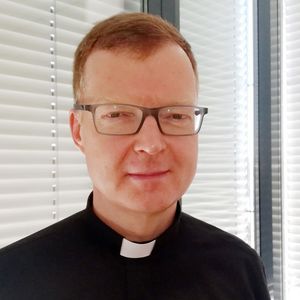 Pater Hans Zollner dav