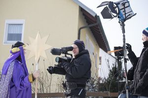 Dreharbeiten in Eichstätt zum "Sternsinger-Held", Teil 2 mit Flora, Antonia, Felix, und Severin als Sternsinger sowie Willi Weitzel.