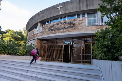 Zu sehen ist die katholischen Besançon-Schule im Beiruter Stadtteil Baabda.